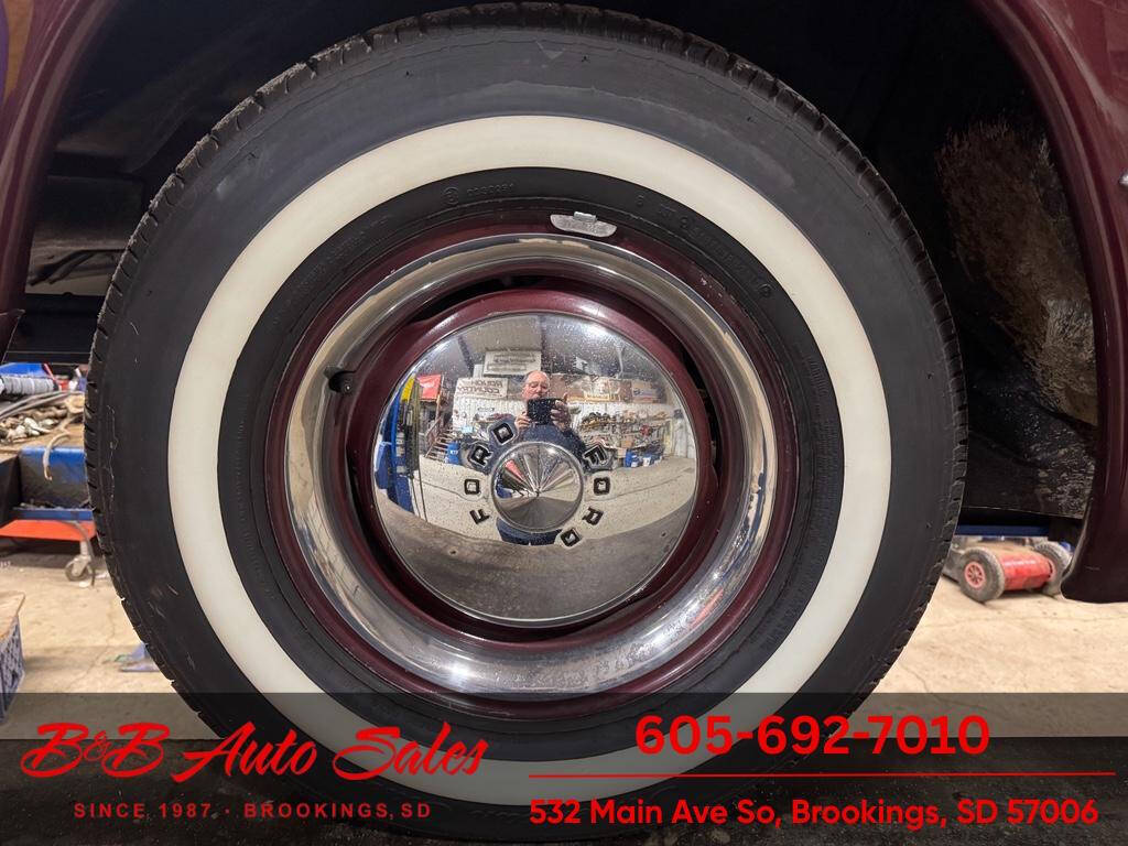 1950 Ford Deluxe 13