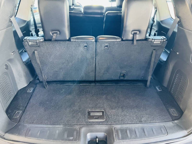 2013 Nissan Pathfinder Platinum