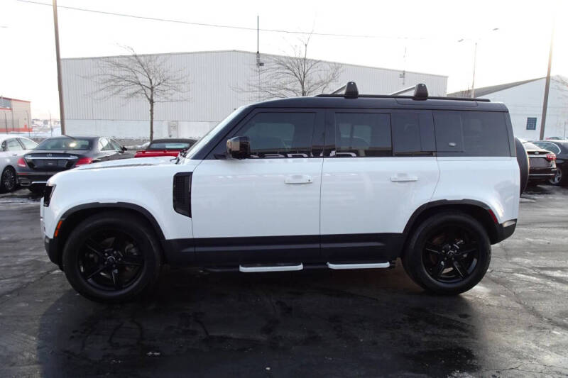 2022 Land Rover Defender 110 S