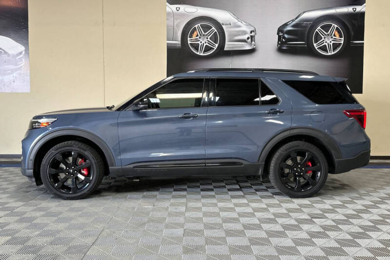 2021 Ford Explorer ST