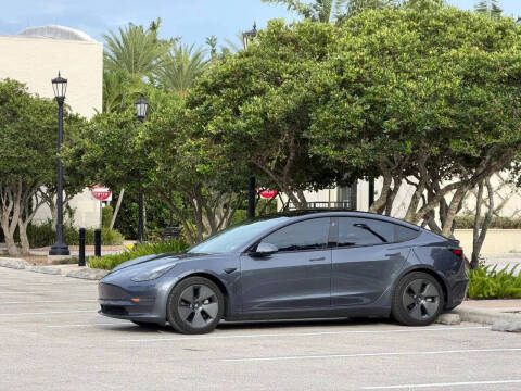 2021 Tesla Model 3 Standard Range Plus
