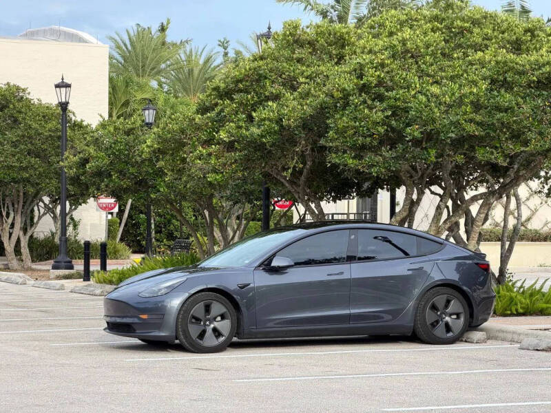 2021 Tesla Model 3 Standard Range Plus