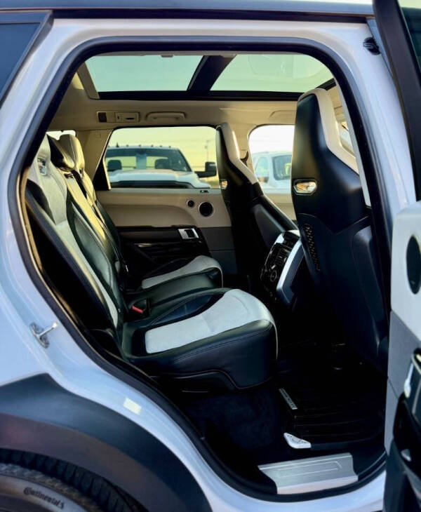 2020 Land Rover Range Rover Sport SVR