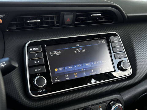 2025 Nissan Kicks Play S