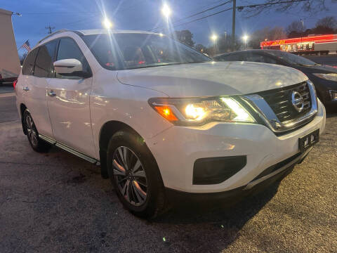2019 Nissan Pathfinder SV
