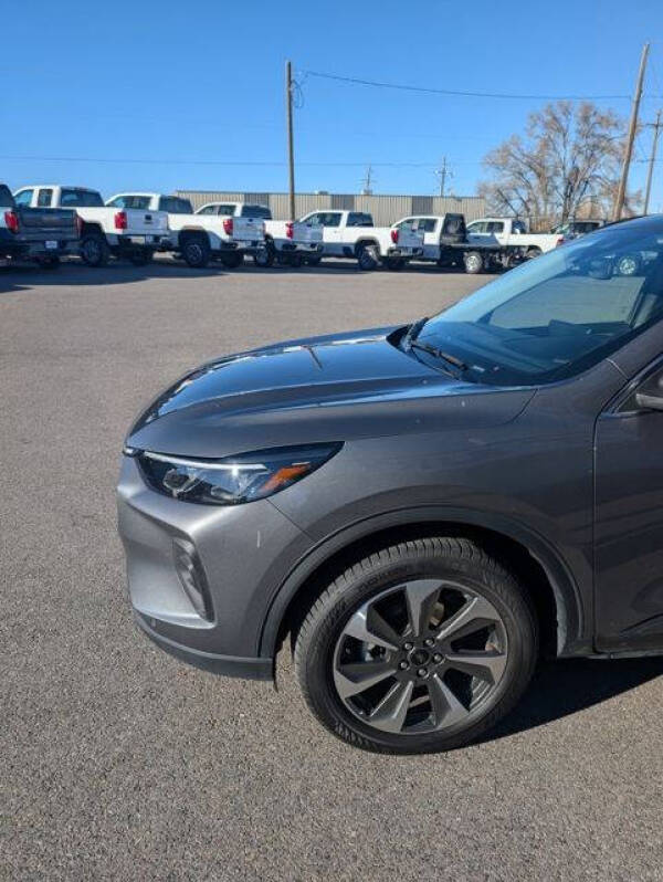 2024 Ford Escape Platinum