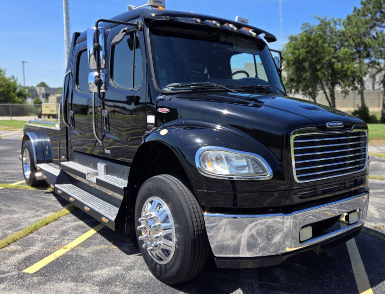 2007 Freightliner M2 106