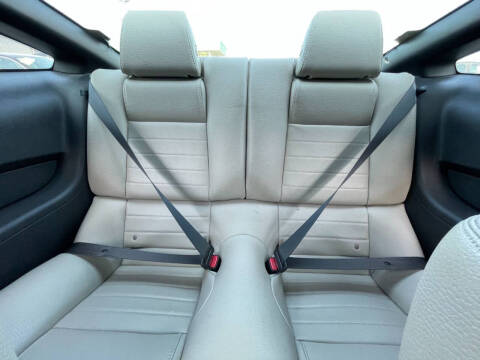 2012 Ford Mustang V6 Premium