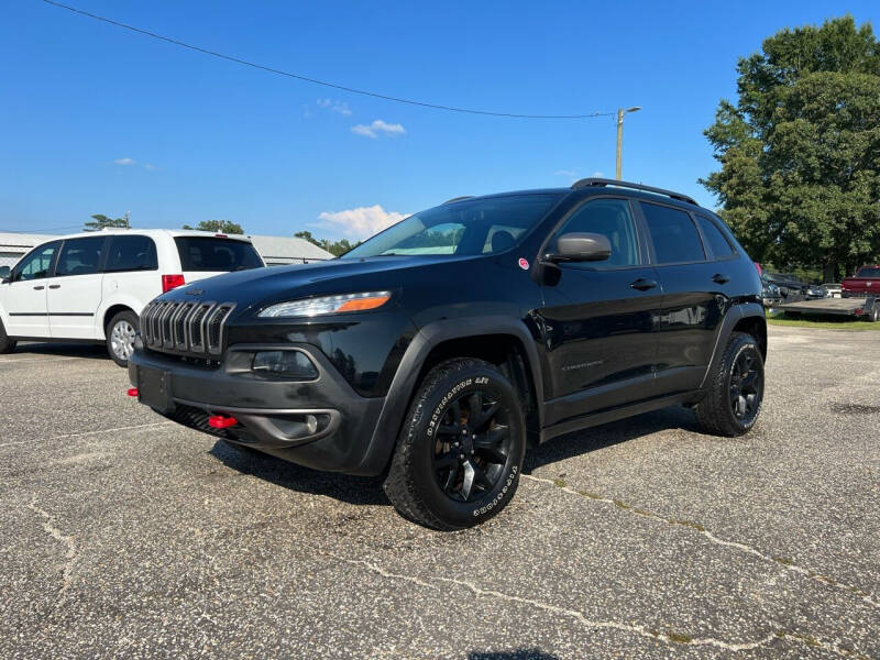 2018 Jeep Cherokee for sale at CarWorx LLC in Dunn NC