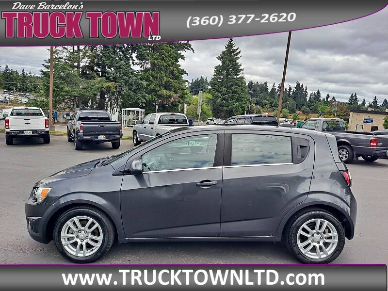 2016 Chevrolet Sonic LT Auto