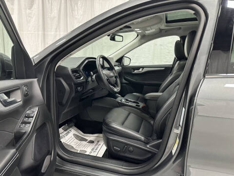 2025 Ford Escape Platinum