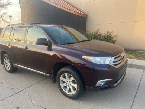 2013 Toyota Highlander for sale at Third Avenue Motors Inc. in Carmel IN