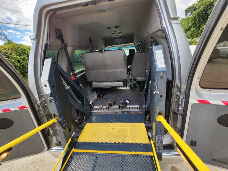 2009 Ford E-Series E-350 SD