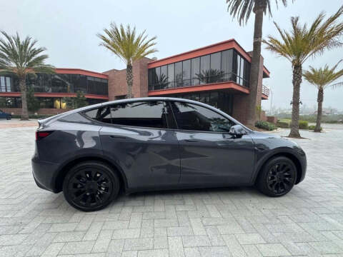 2023 Tesla Model Y Long Range