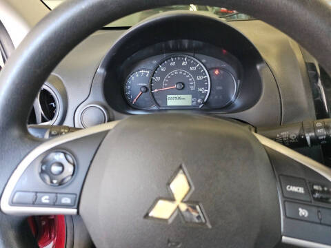 2019 Mitsubishi Mirage ES