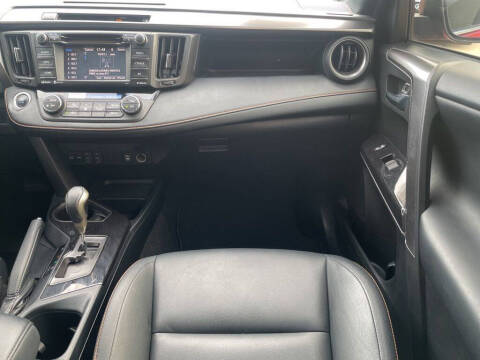 2016 Toyota RAV4 SE