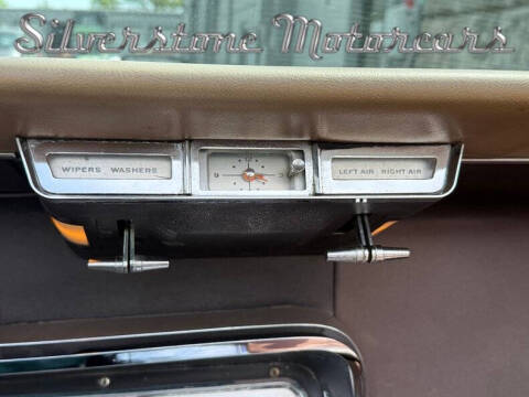 1964 Ford Thunderbird
