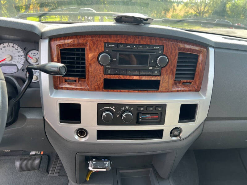 2006 Dodge Ram 3500 Pickup Laramie photo 19