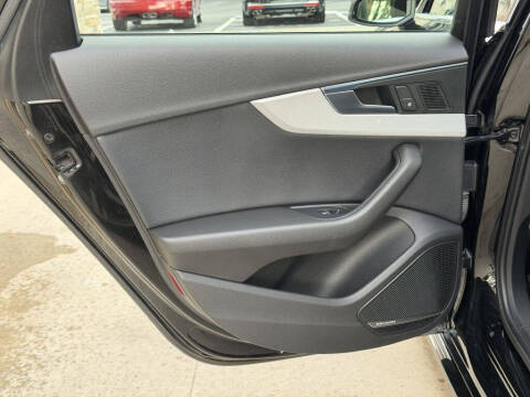 2017 Audi A4 2.0T quattro Premium Plus