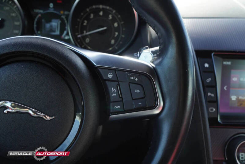2018 Jaguar F-TYPE R-Dynamic