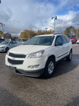 2010 Chevrolet Traverse for sale at R&R Car Company in Mount Clemens MI
