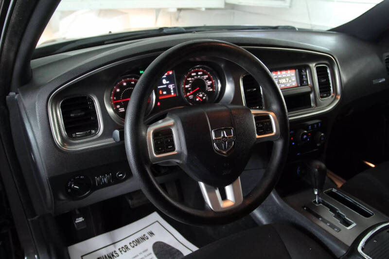 2013 Dodge Charger SE