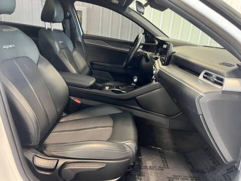 2022 Kia K5
