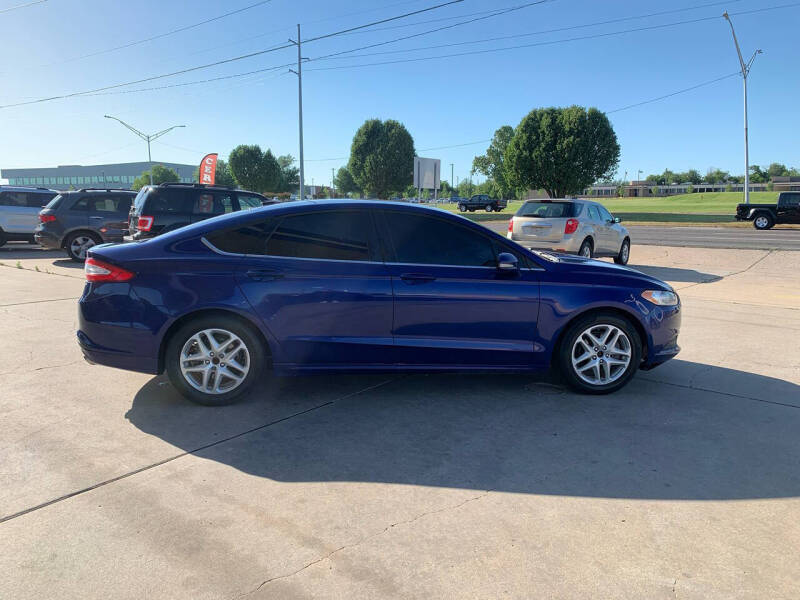 2016 Ford Fusion SE
