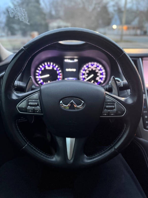 2015 Infiniti Q50 Sport