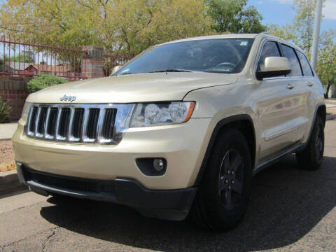 2011 Jeep Grand Cherokee for sale at Van Buren Motors in Phoenix AZ