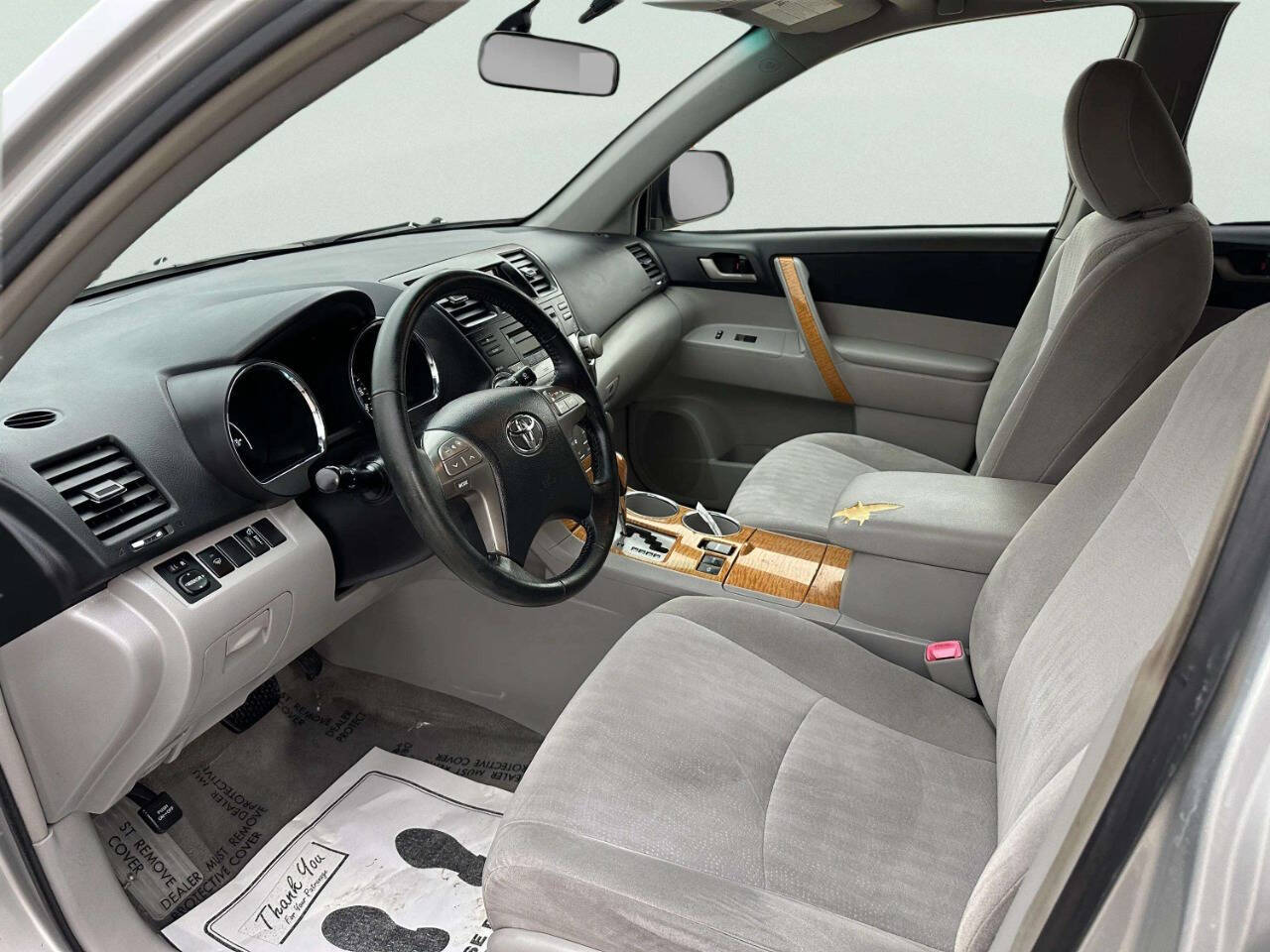 ToyotaHighlander Hybrid9