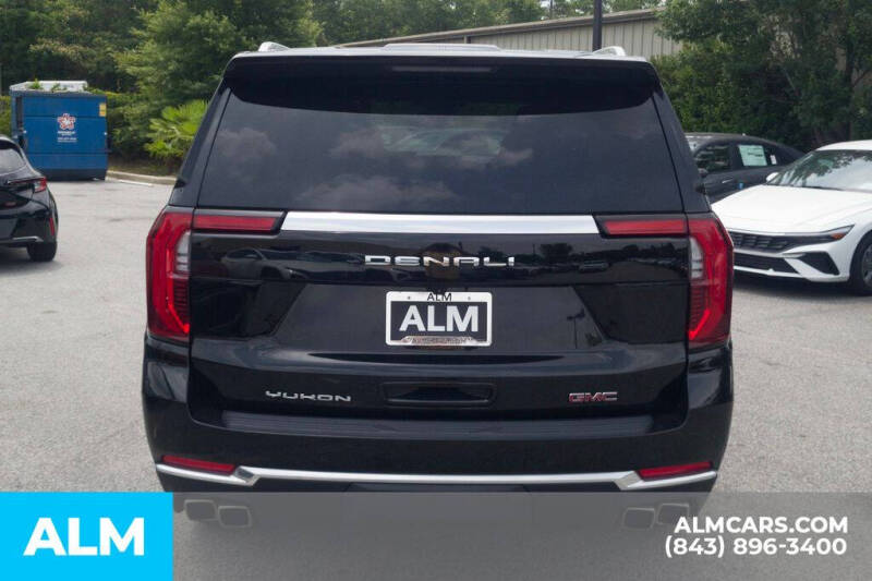 2025 GMC Yukon XL Denali