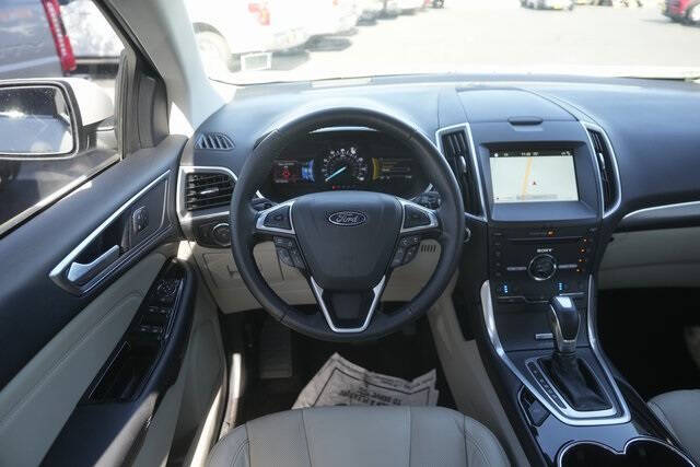 2016 Ford Edge Titanium