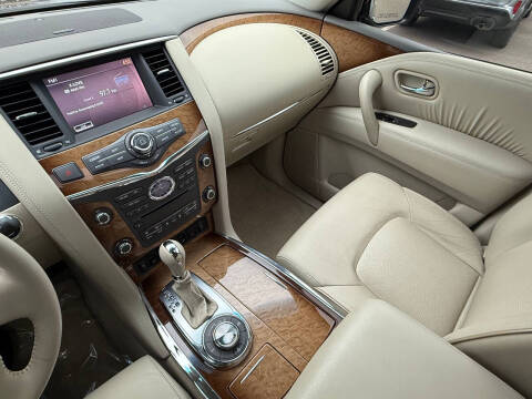 2014 Infiniti QX80