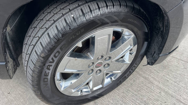 2016 GMC Acadia Denali