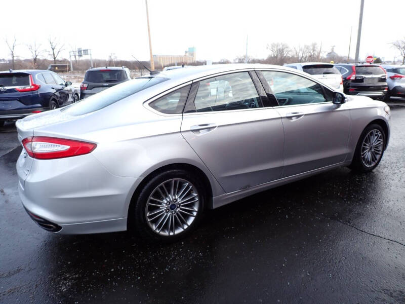 2013 Ford Fusion SE