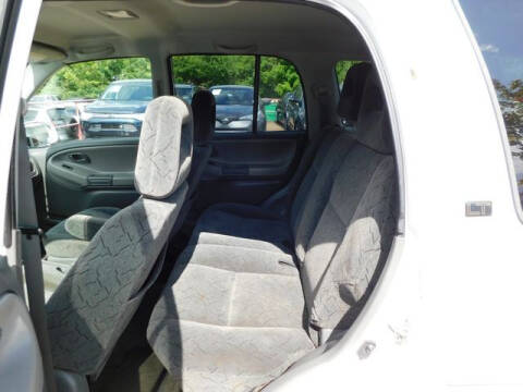 2003 Chevrolet Tracker LT