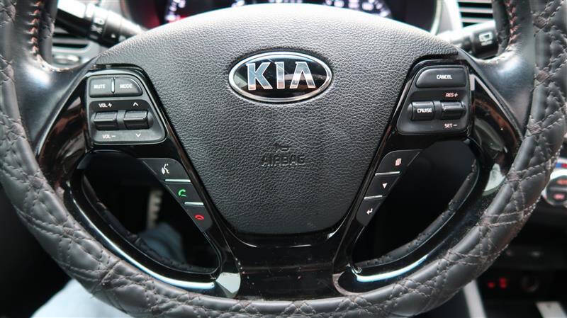 2017 Kia Forte5 SX