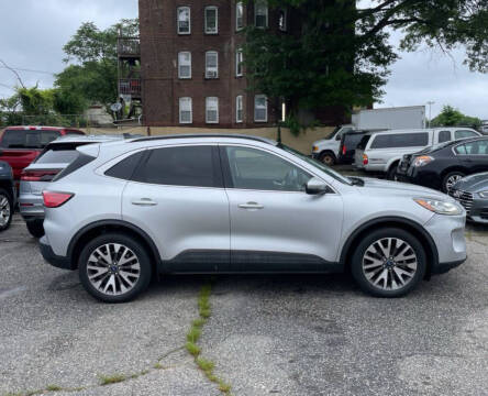 2020 Ford Escape Titanium