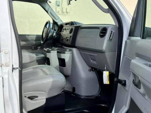 2010 Ford E-Series E-250
