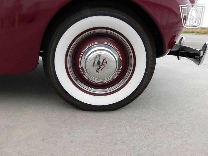 1941 Ford Super Deluxe