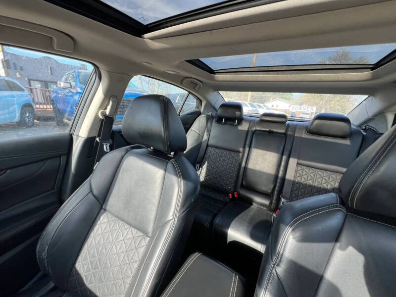 2016 Nissan Maxima Platinum