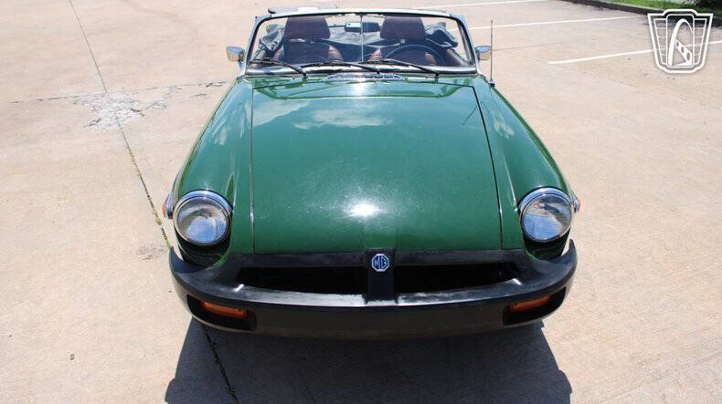 1977 MG B