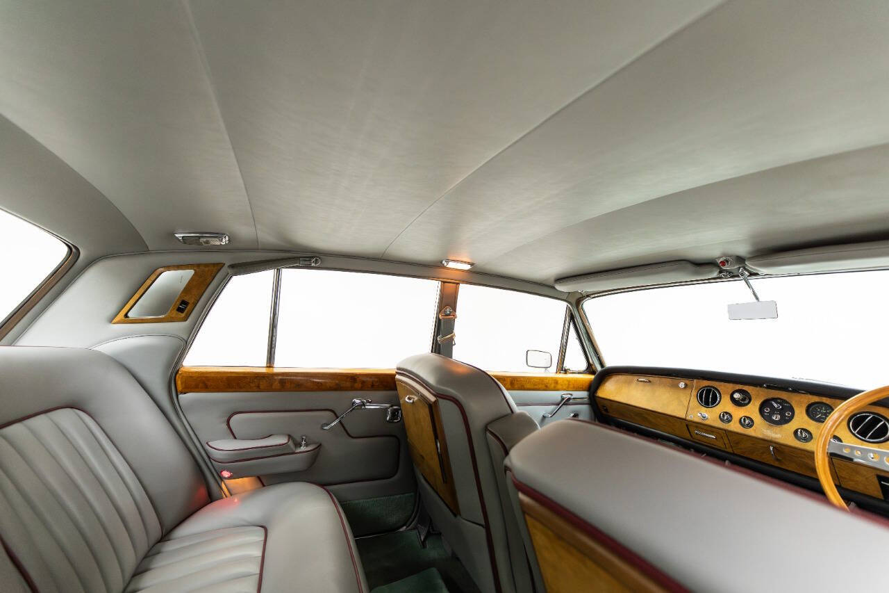1967 Bentley T1 Saloon 146