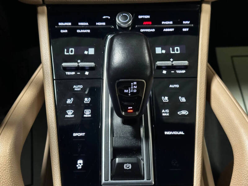 2022 Porsche Cayenne