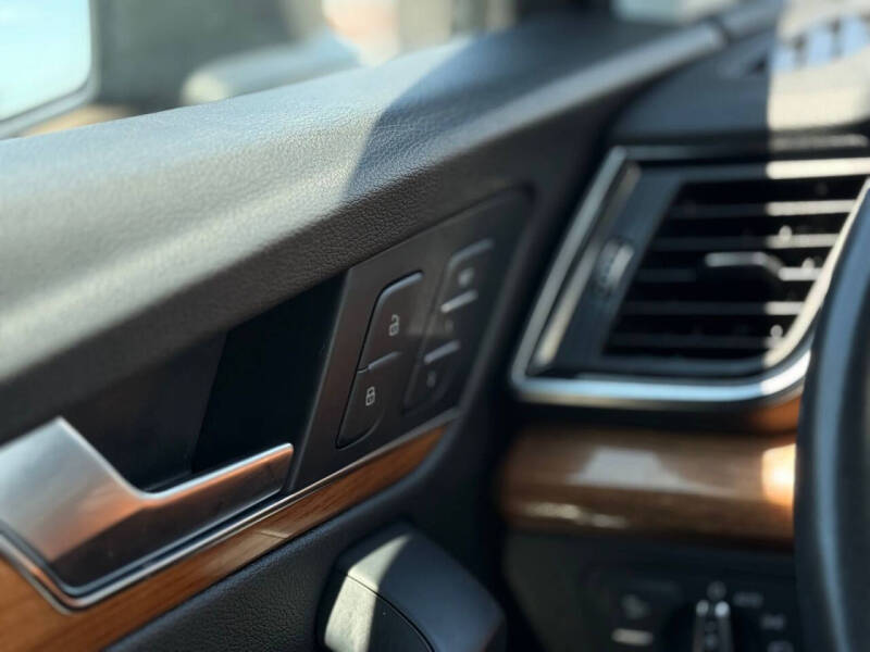 2021 Audi Q5 e quattro Premium Plus 55 TFSI