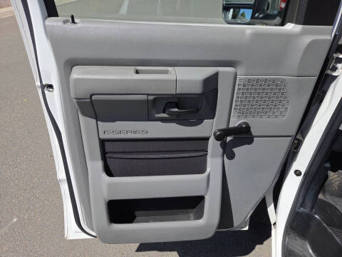 2011 Ford E-Series E-250