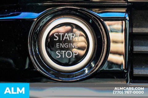 2023 Nissan Pathfinder SV