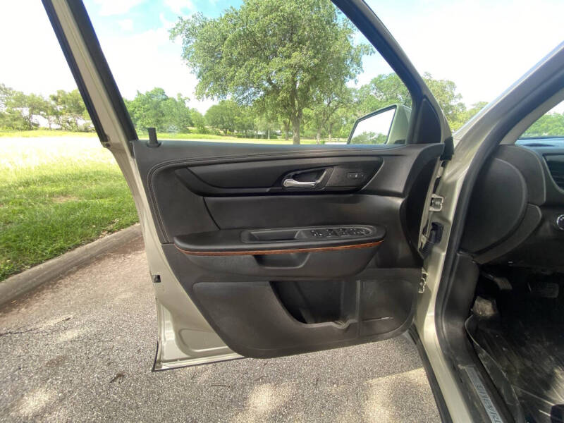 2013 Chevrolet Traverse LTZ