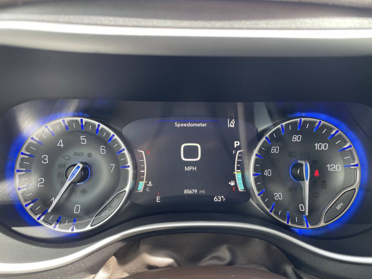 2021 Chrysler Pacifica Touring L photo 17